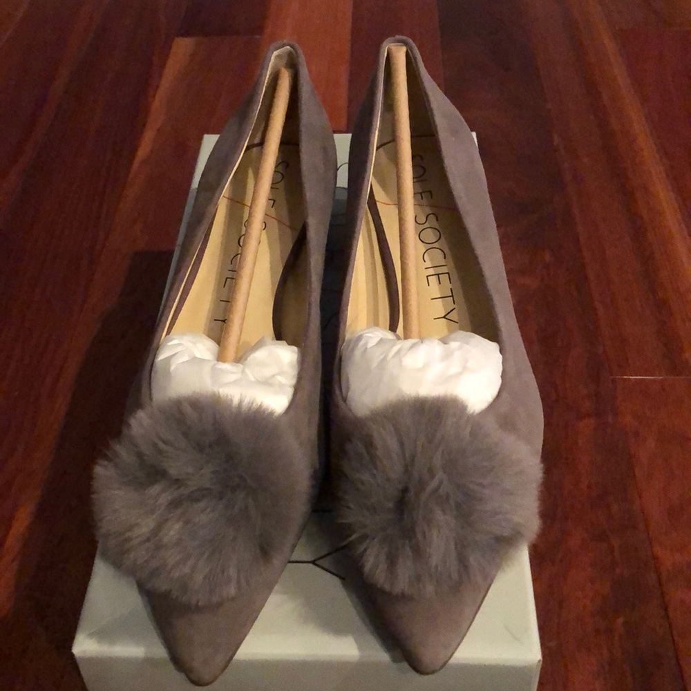 NWT Sole Society Sz 7 1/2 low heel shoes